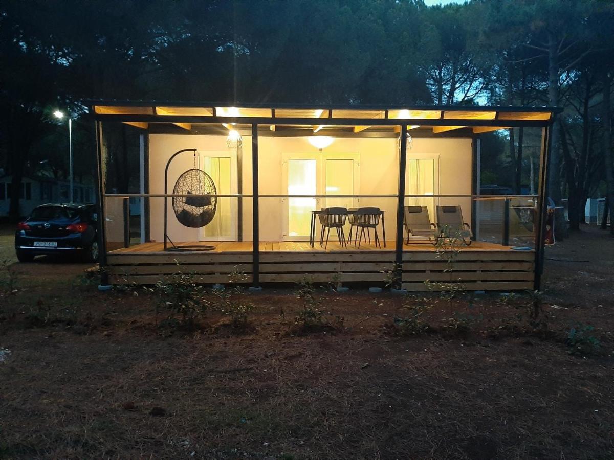Lux camp - mobile homes in Bi village Fažana Extérieur photo