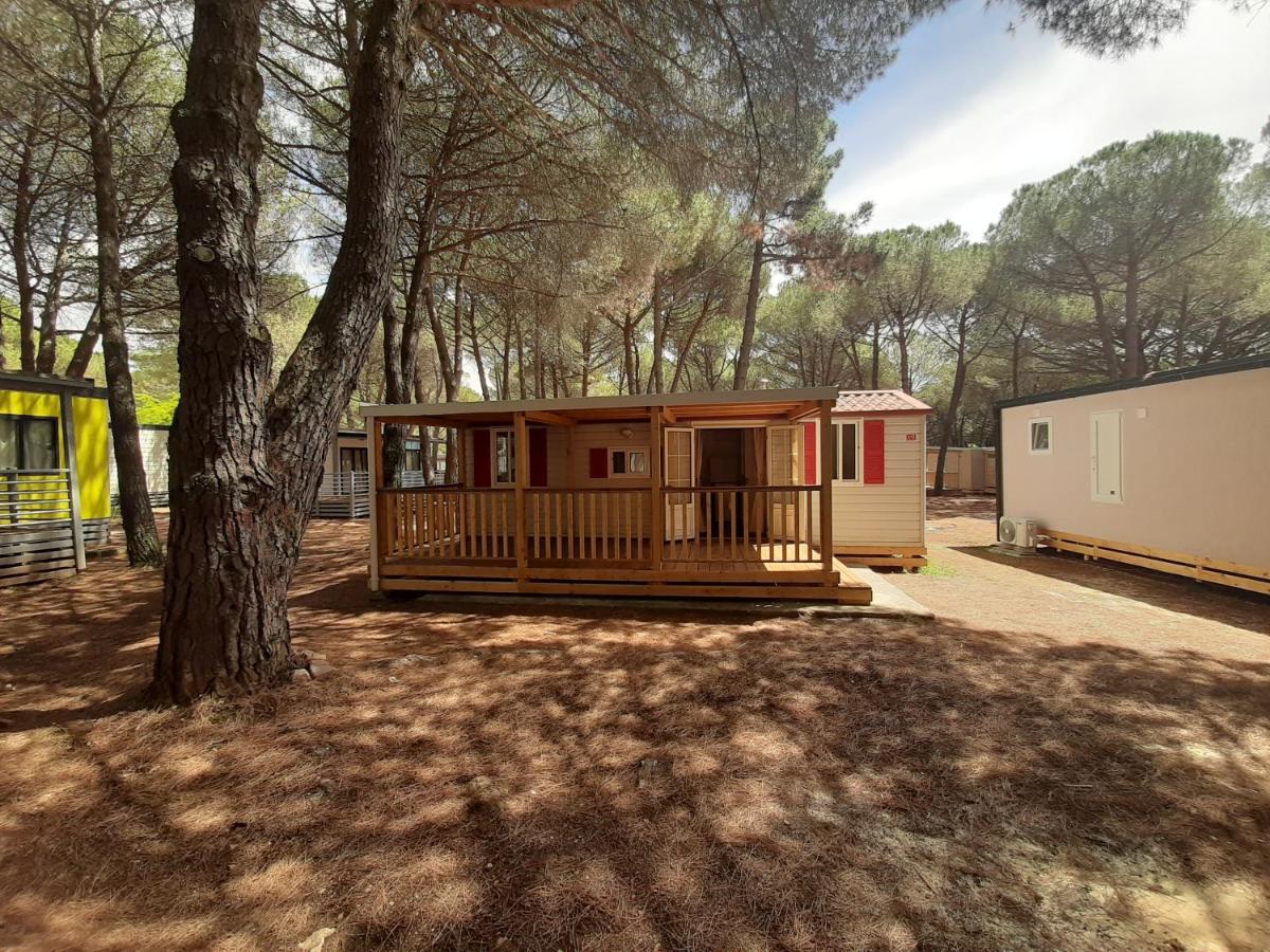 Lux camp - mobile homes in Bi village Fažana Extérieur photo